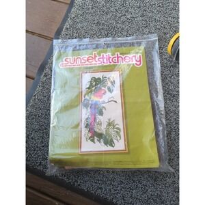 Vintage SUNSET STITCHERY Needlepoint Stitch Kit PARROT Frame Size 10 X 20"